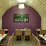 Mercure Notre Dame Saint Germain Des Prés Hotel 4*
