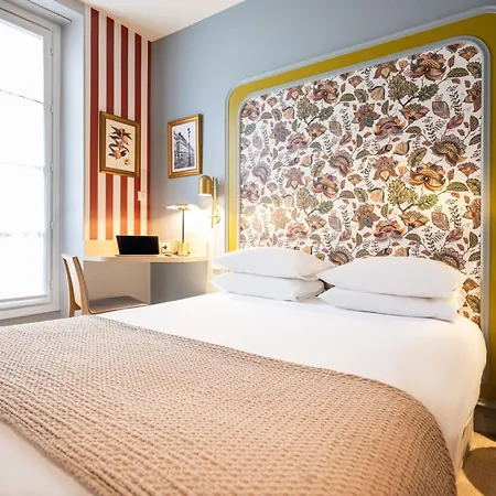 Hotel Mercure Notre Dame Saint Germain Des Pres 4*