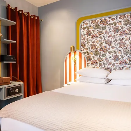 Mercure Notre Dame Saint Germain Des Pres 4* Paris
