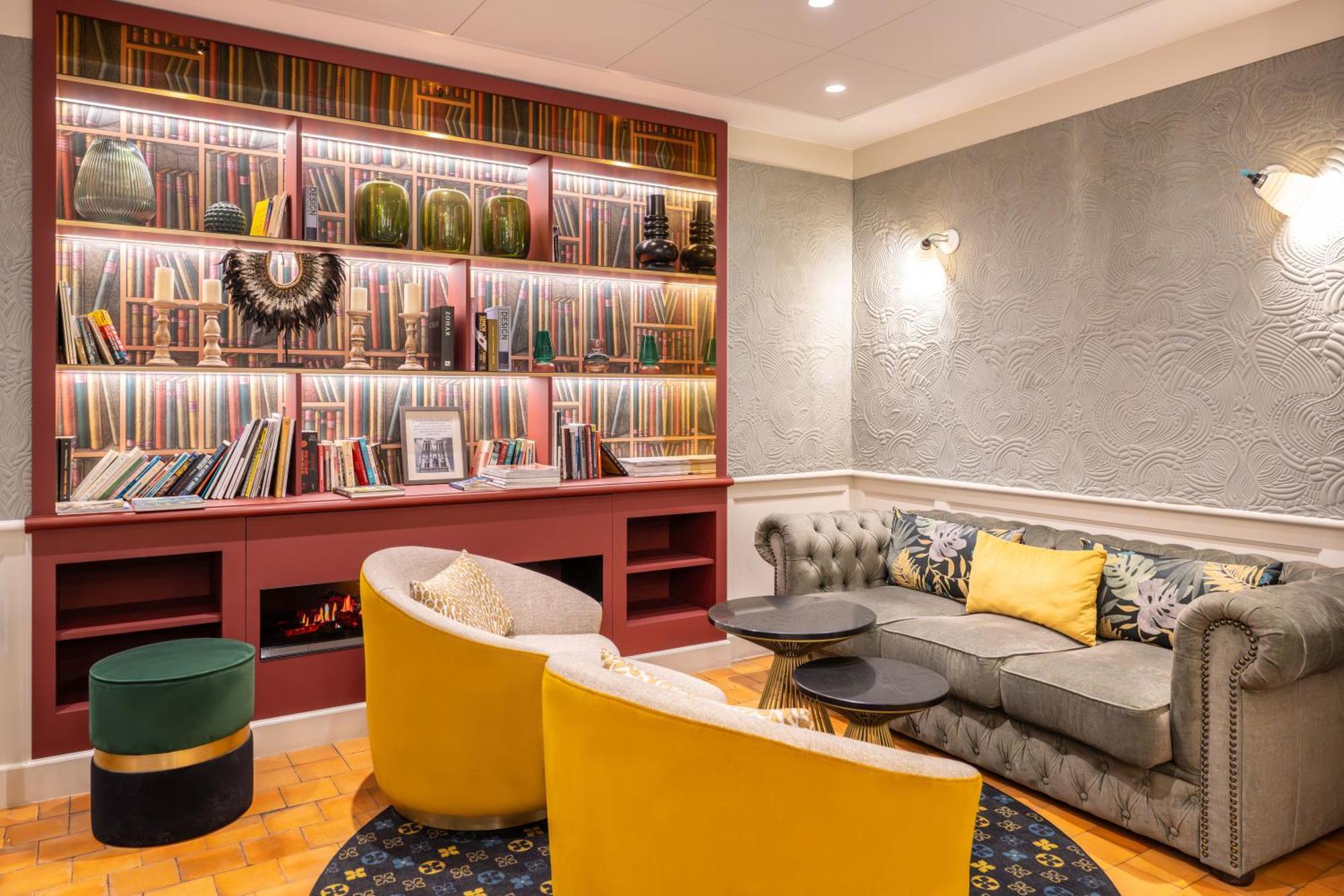 Hotel Mercure Notre Dame Saint Germain Des Prés 4*