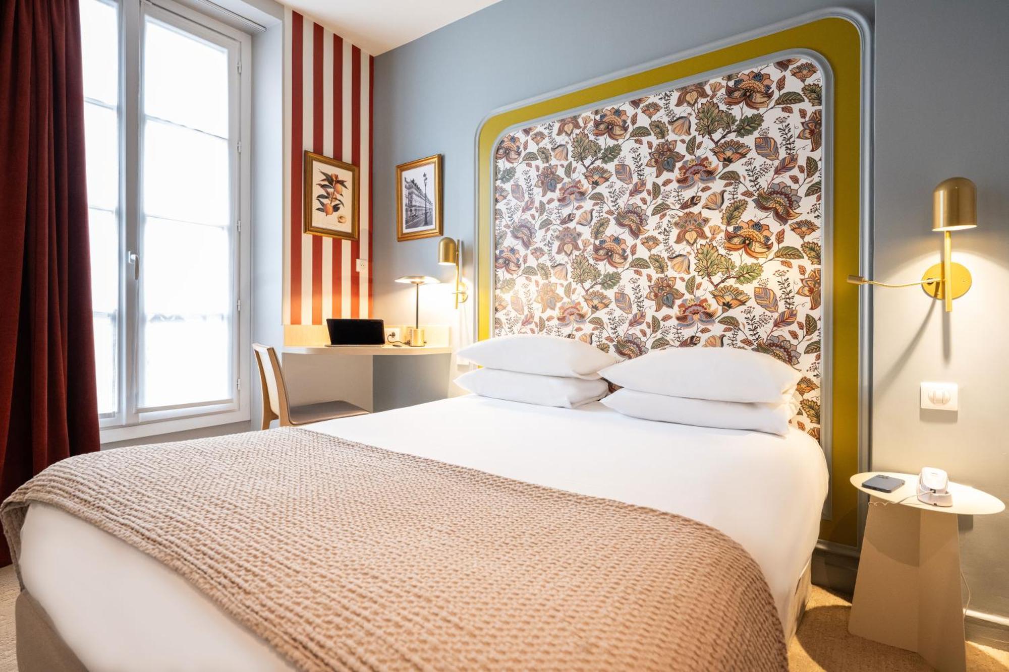 Hotel Mercure Notre Dame Saint Germain Des Prés 4*