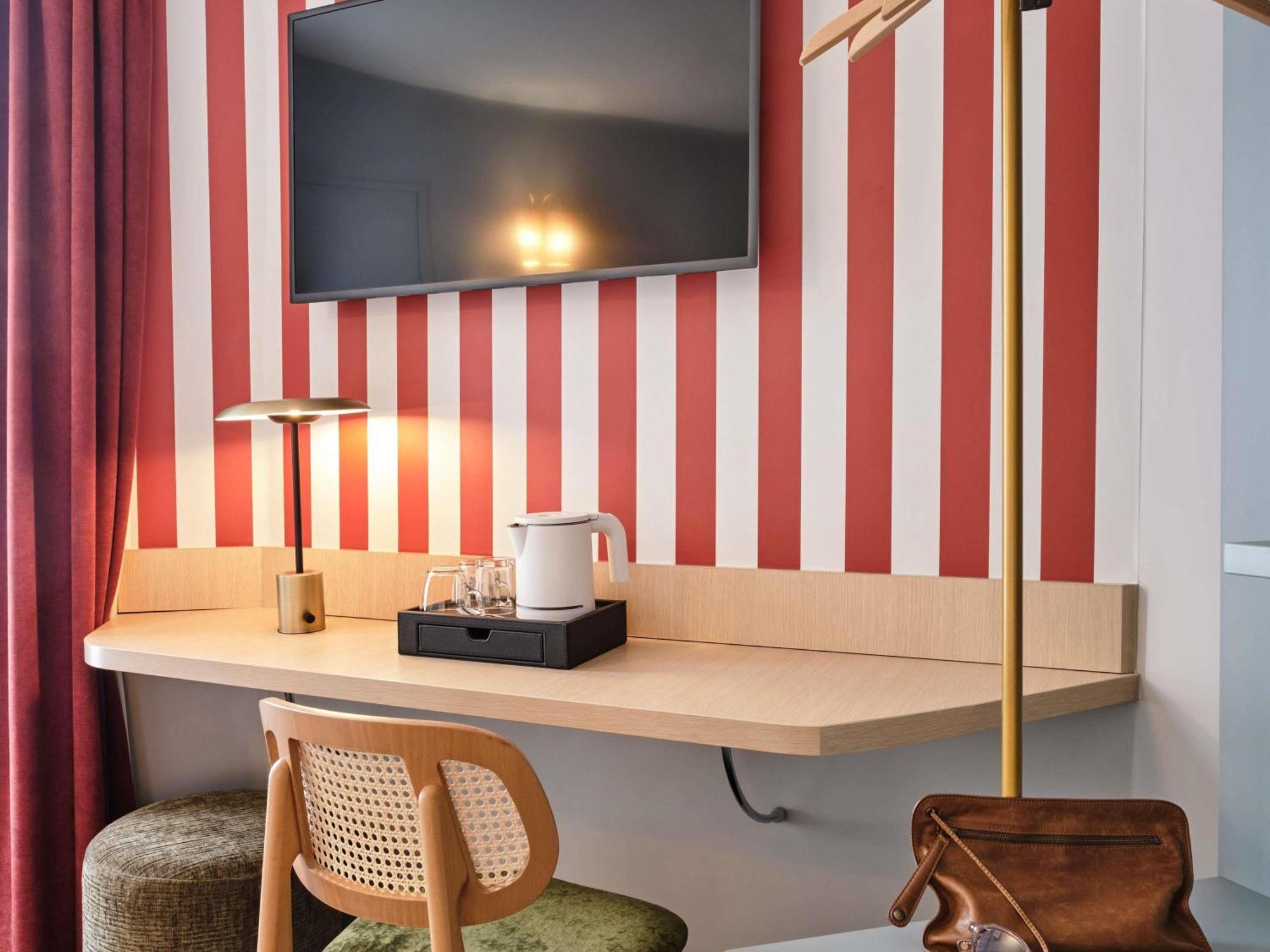 Mercure Notre Dame Saint Germain Des Prés 4*