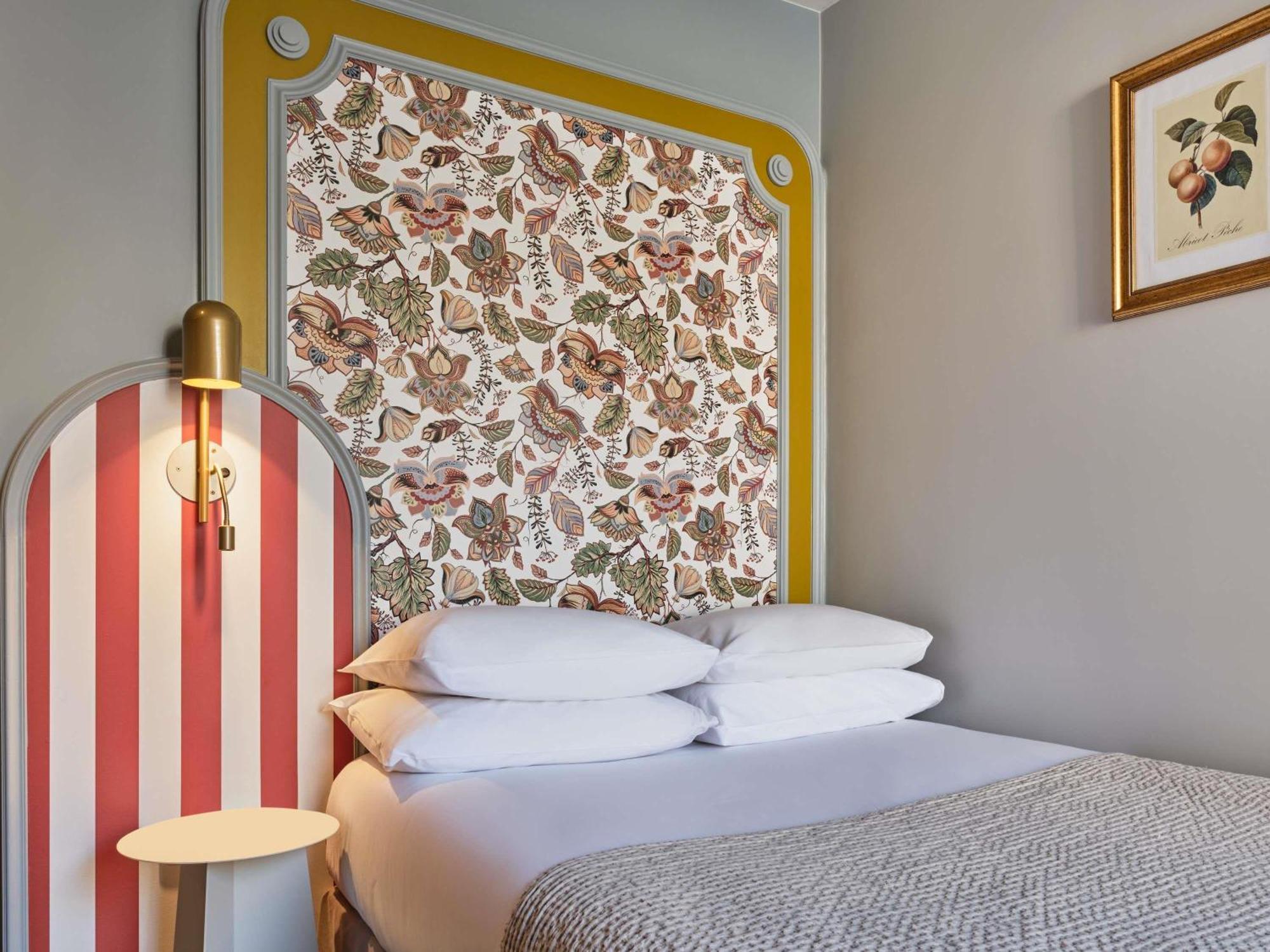 Hotel Mercure Notre Dame Saint Germain Des Pres Paris
